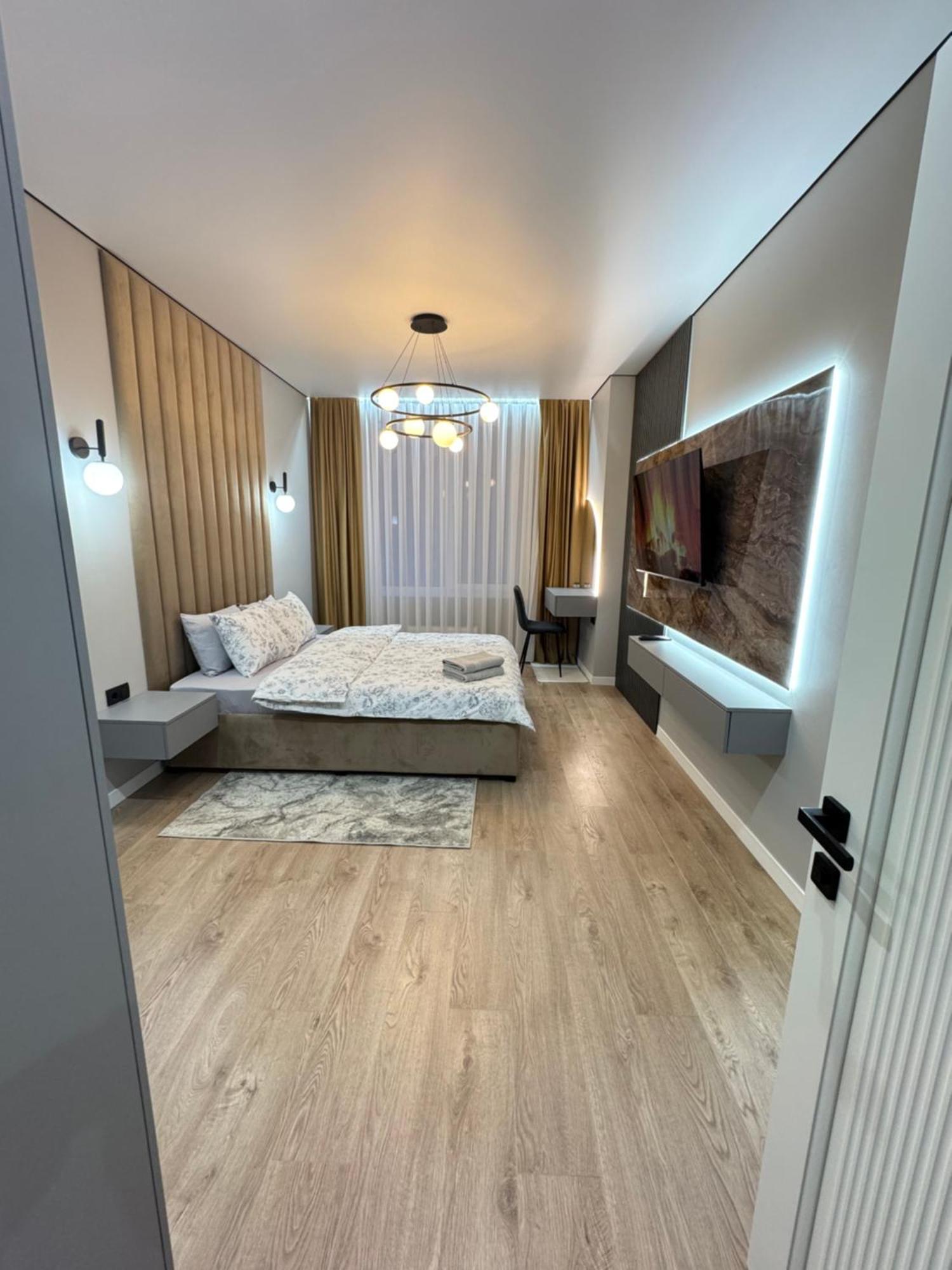 Two Bedroom Apartment In The Center, With Parking, Address Avram Iancu 32 Kiszyniów Zewnętrze zdjęcie