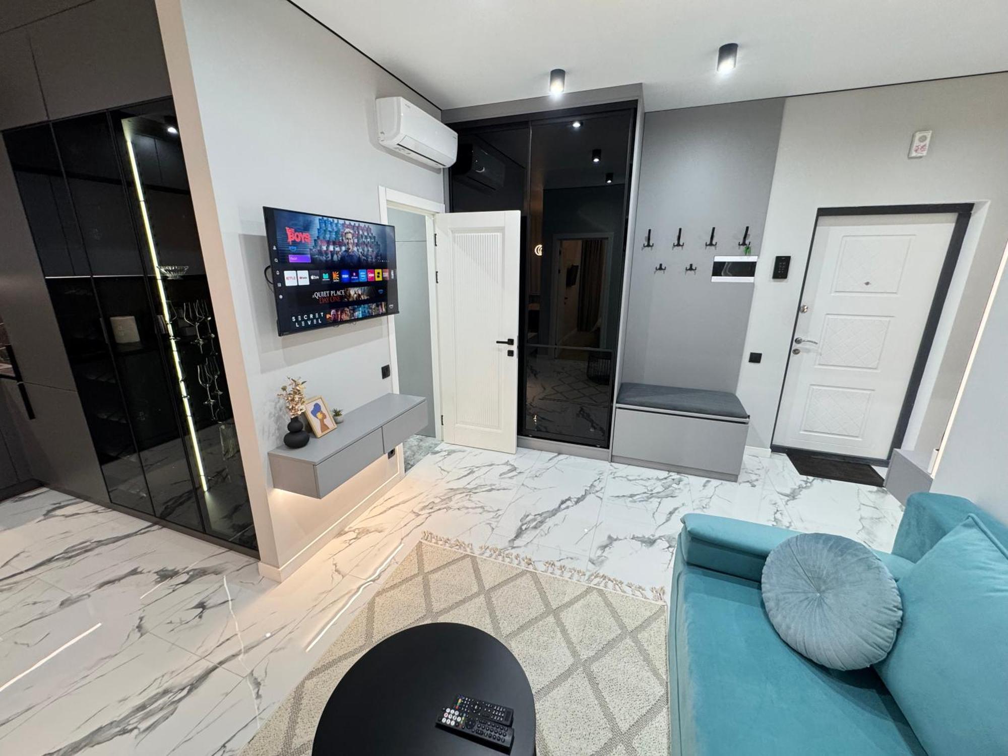 Two Bedroom Apartment In The Center, With Parking, Address Avram Iancu 32 Kiszyniów Zewnętrze zdjęcie